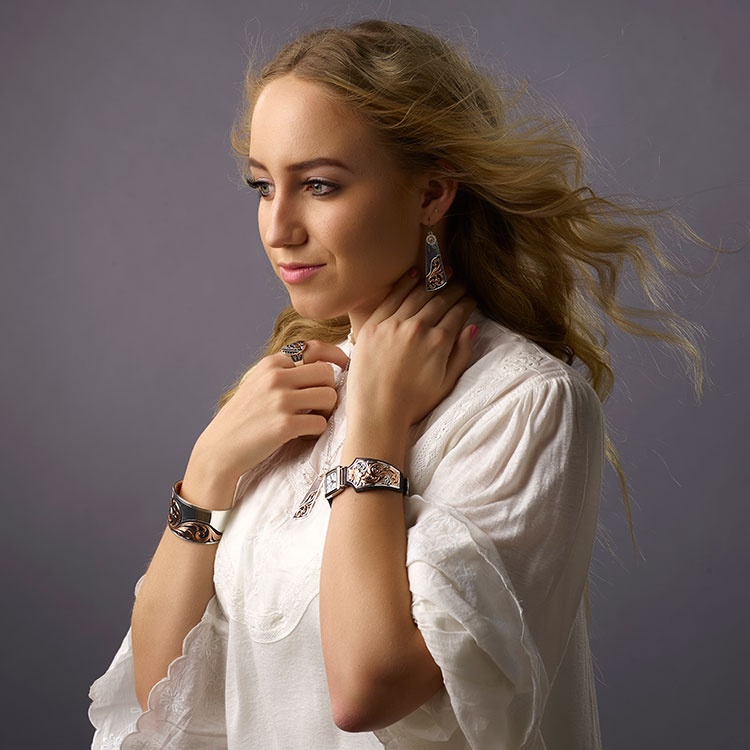 Fallon Wentz with #TakeASecondLook